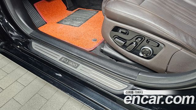 Genesis EQ900 3.8 GDI AWD Premium Luxury 2016 — фото 30