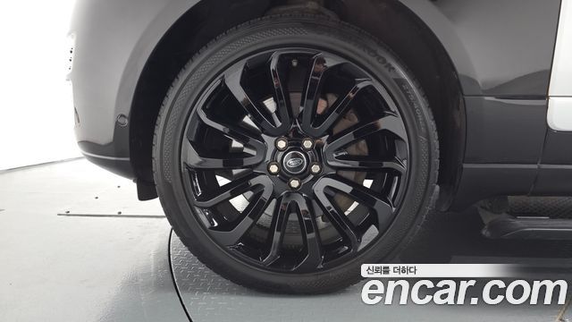Land Rover Range Rover (IV) 4.4 SDV8 AB DIESEL 2017 — фото 5