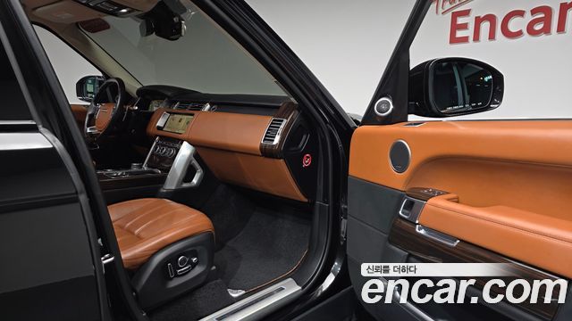 Land Rover Range Rover (IV) 4.4 SDV8 AB DIESEL 2017 — фото 11