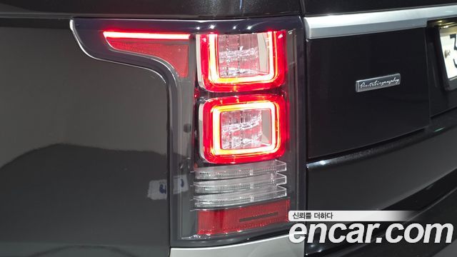 Land Rover Range Rover (IV) 4.4 SDV8 AB DIESEL 2017 — фото 23