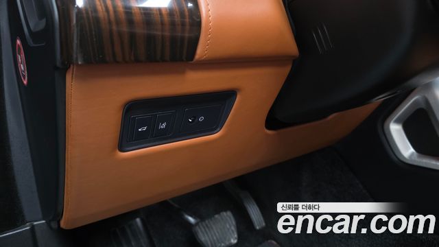 Land Rover Range Rover (IV) 4.4 SDV8 AB DIESEL 2017 — фото 32