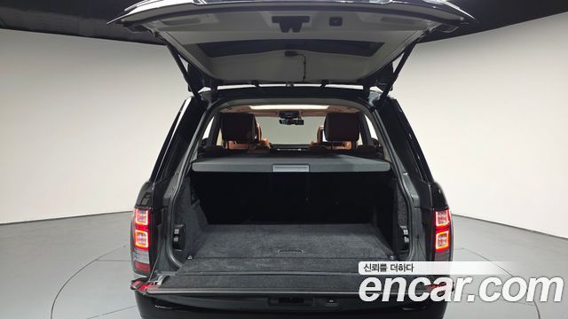 Land Rover Range Rover (IV) 4.4 SDV8 AB DIESEL 2017 — фото 39