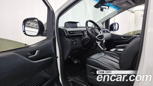 Hyundai Staria Cargo 5-Seater Modern 2022 — фото 10
