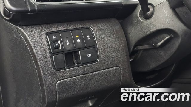 Hyundai Staria Cargo 5-Seater Modern 2022 — фото 23