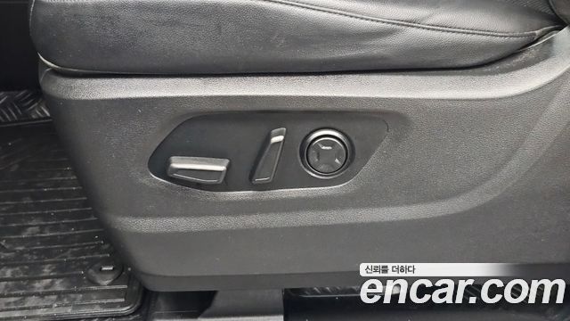 Hyundai Staria Cargo 5-Seater Modern 2022 — фото 32