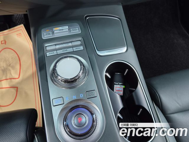 Genesis Electrified (GV70) e-AWD 2022 — фото 22