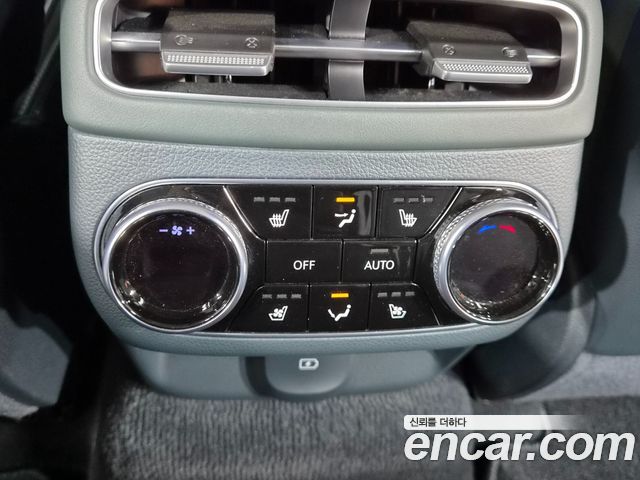 Genesis Electrified (GV70) e-AWD 2022 — фото 23