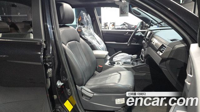 KG Mobility (SsangYong) Rexton Sports Khan Diesel 2.2 4WD Prestige 2022 — фото 12