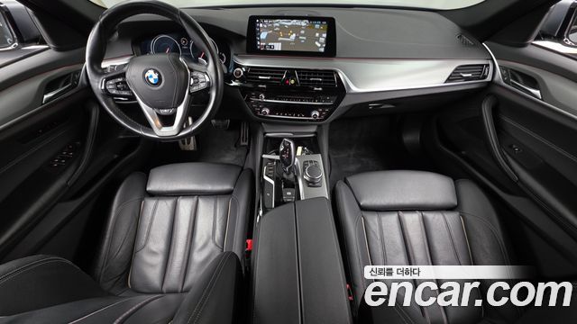 BMW 5 Series (G30) 520d xDrive M Sport Package 2017 — фото 7