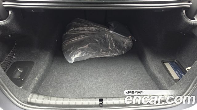 BMW 5 Series (G30) 520d xDrive M Sport Package 2017 — фото 20