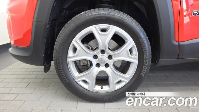 Jeep Renegade 2.4 Limited AWD 2021 — фото 5