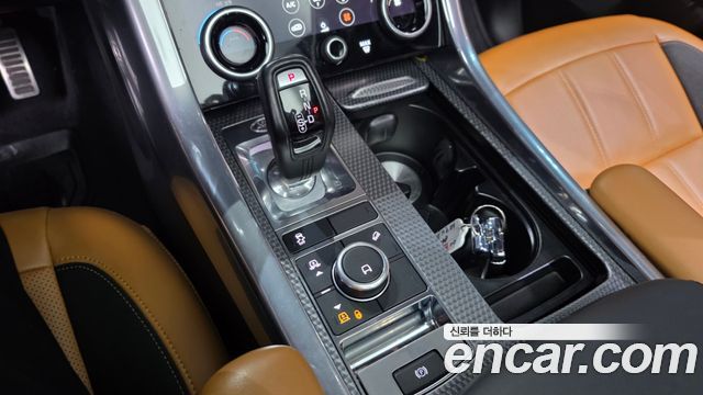 Land Rover Range Rover Sport (II) 3.0 SDV6 HSE Dynamic 2019 — фото 9