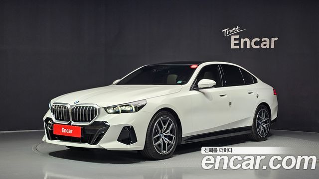 BMW 5 Series (G60) 520i M Sport 2026 — фото 1