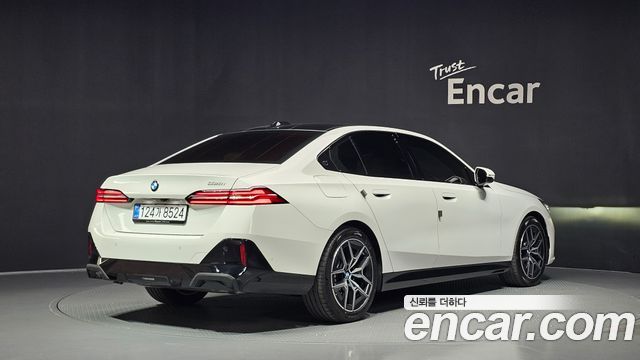 BMW 5 Series (G60) 520i M Sport 2026 — фото 2