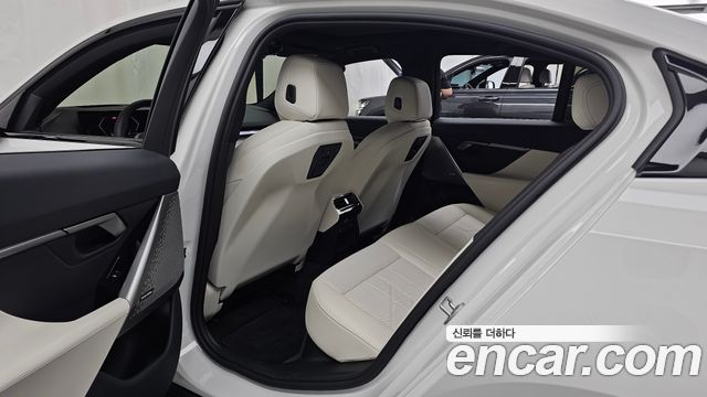 BMW 5 Series (G60) 520i M Sport 2026 — фото 12