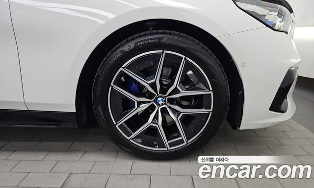 BMW 5 Series (G60) 520i M Sport 2026 — фото 21
