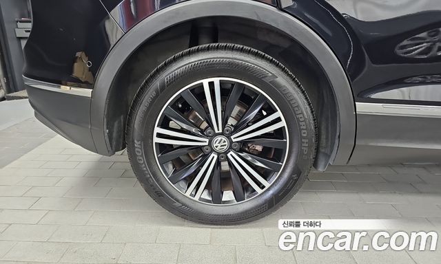 Volkswagen Tiguan (II) 2.0 TDI Prestige 2020 — фото 5