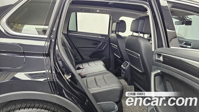 Volkswagen Tiguan (II) 2.0 TDI Prestige 2020 — фото 12