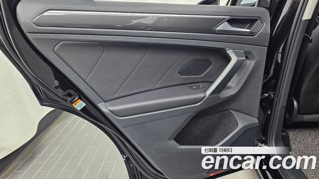Volkswagen Tiguan (II) 2.0 TDI Prestige 2020 — фото 25