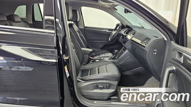 Volkswagen Tiguan (II) 2.0 TDI Prestige 2020 — фото 26