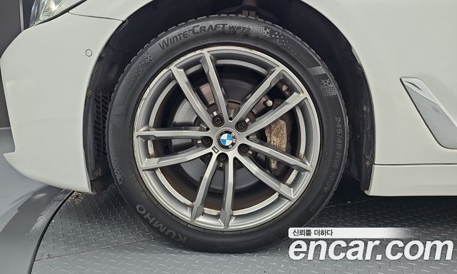 BMW 5 Series (G30) 530i xDrive Luxury Plus 2018 — фото 5