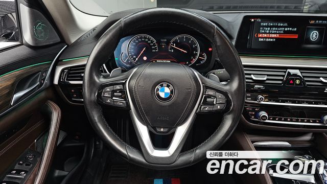 BMW 5 Series (G30) 530i xDrive Luxury Plus 2018 — фото 13