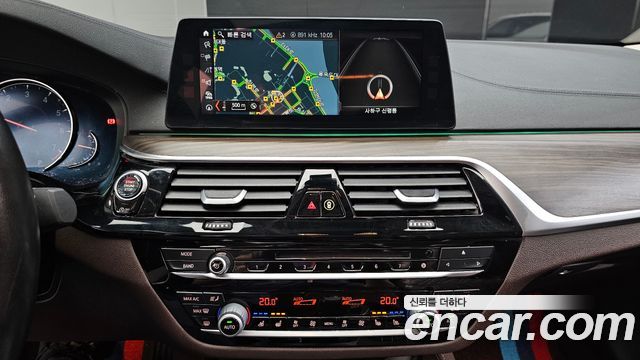 BMW 5 Series (G30) 530i xDrive Luxury Plus 2018 — фото 14