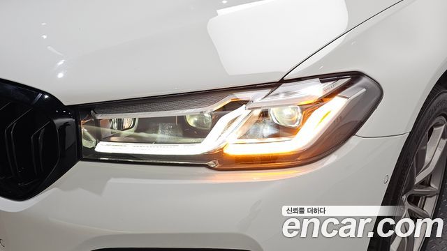 BMW 5 Series (G30) 530i xDrive Luxury Plus 2018 — фото 22