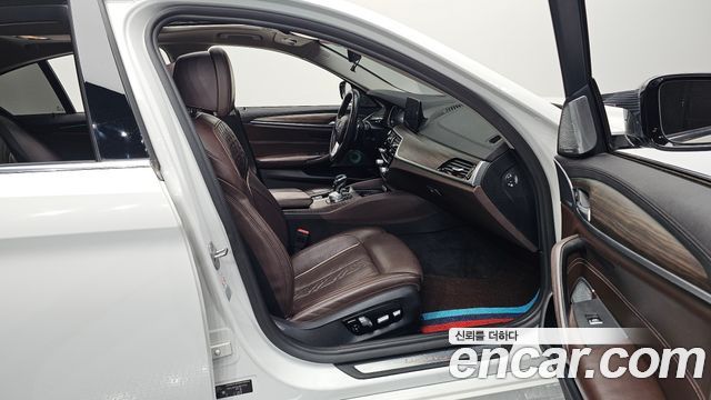 BMW 5 Series (G30) 530i xDrive Luxury Plus 2018 — фото 26
