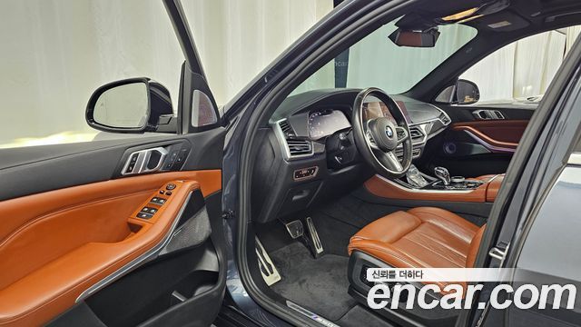 BMW X5 (G05) M50i 2022 — фото 10