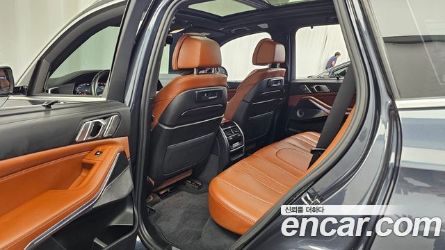 BMW X5 (G05) M50i 2022 — фото 11