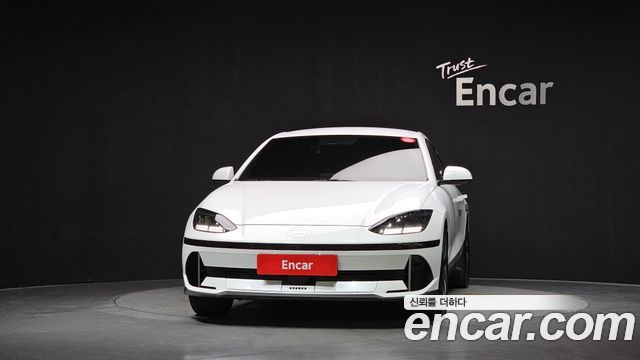 Hyundai Ioniq 6 Long Range Exclusive + 2023 — фото 3