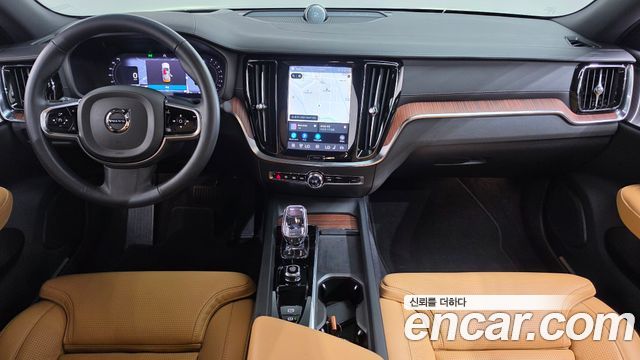 Volvo S60 (III) B5 Ultimate Bright 2024 — фото 7