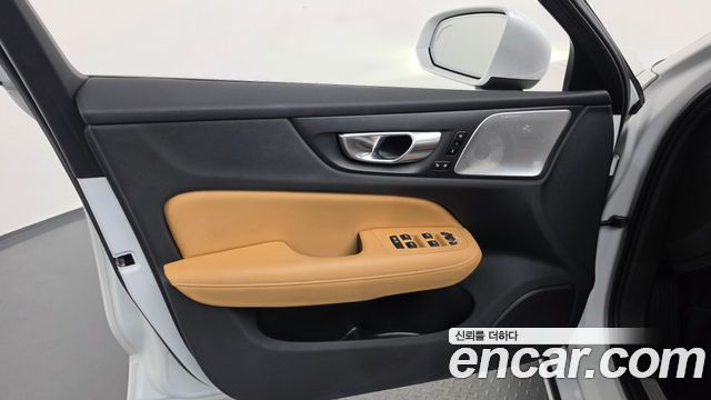 Volvo S60 (III) B5 Ultimate Bright 2024 — фото 24