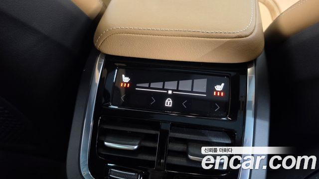 Volvo S60 (III) B5 Ultimate Bright 2024 — фото 31