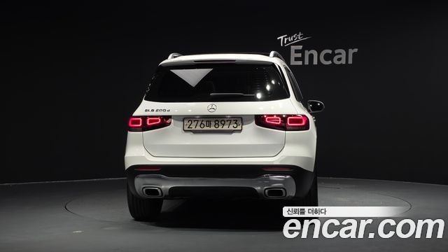 Mercedes-Benz GLB-Class (X247) GLB200 d 2023 — фото 4