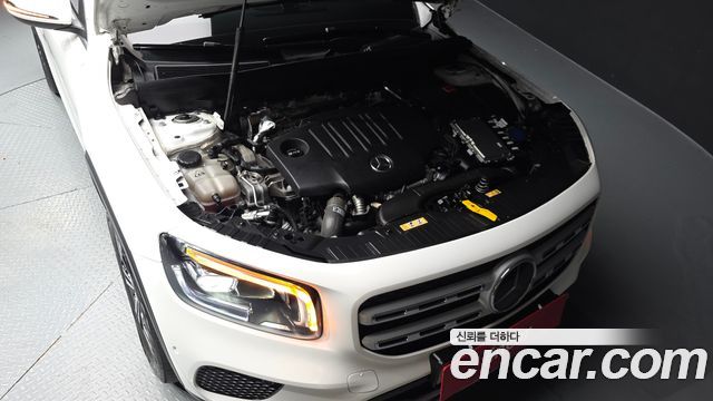 Mercedes-Benz GLB-Class (X247) GLB200 d 2023 — фото 6