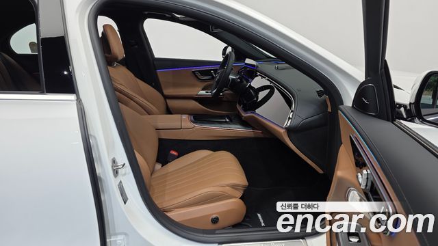 Mercedes-Benz E-Class (W214) E300 4MATIC AMG Line 2026 — фото 11