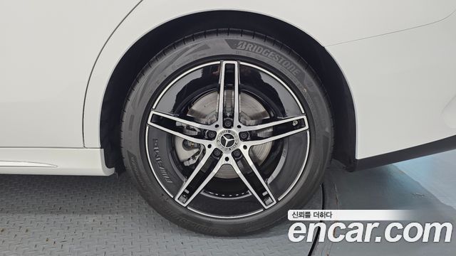 Mercedes-Benz E-Class (W214) E300 4MATIC AMG Line 2026 — фото 21