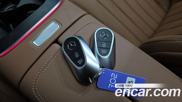 Mercedes-Benz E-Class (W214) E300 4MATIC AMG Line 2026 — фото 31