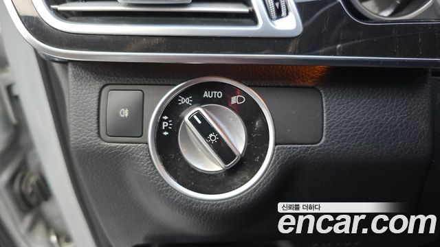 Mercedes-Benz E-Class (W212) E300 Avangard 2015 — фото 17