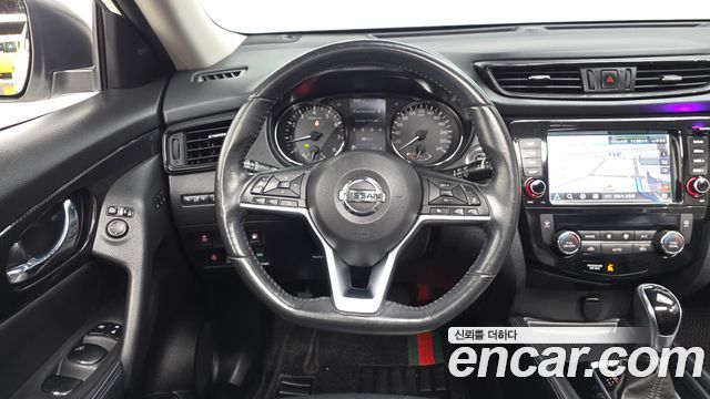 Nissan X-Trail 2.5 4WD 2018 — фото 12