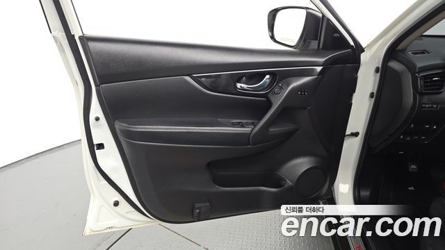 Nissan X-Trail 2.5 4WD 2018 — фото 24
