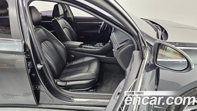Hyundai Sonata (DN8) 2.0 Premium Family 2020 — фото 10