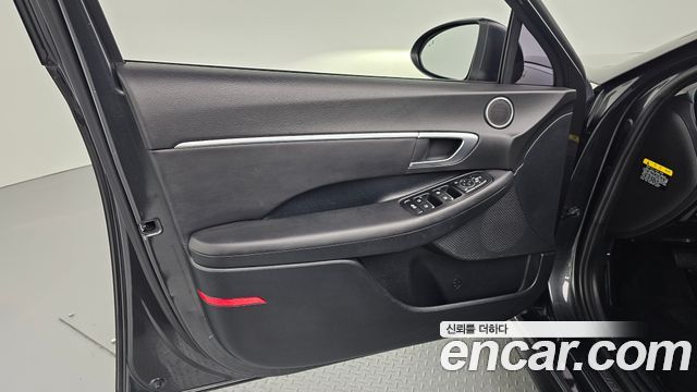 Hyundai Sonata (DN8) 2.0 Premium Family 2020 — фото 24