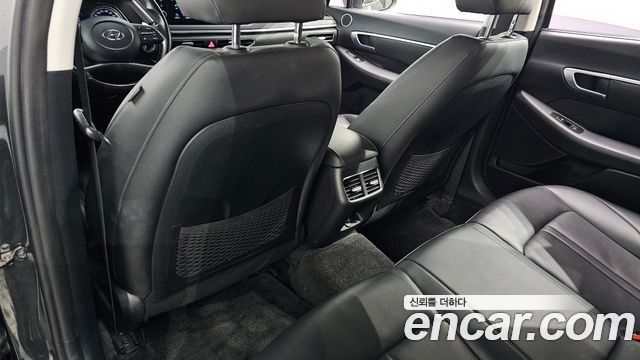 Hyundai Sonata (DN8) 2.0 Premium Family 2020 — фото 27