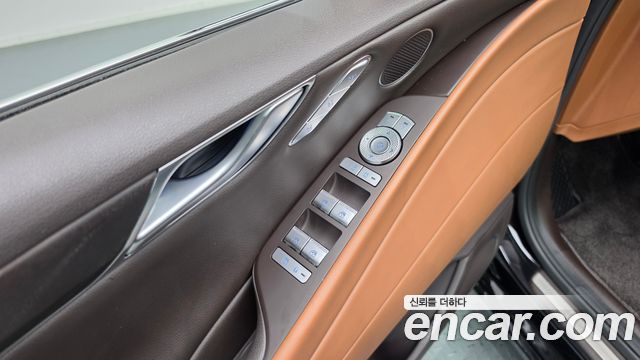 Genesis G80 (RG3) Gasoline 2.5 Turbo AWD 2022 — фото 28