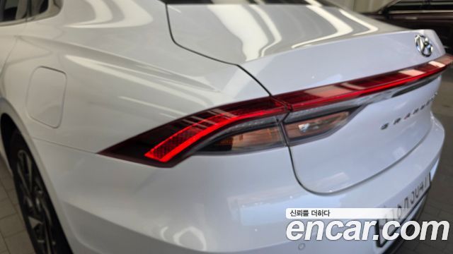 Hyundai Grandeur Hybrid (IG) Premium 2023 — фото 23