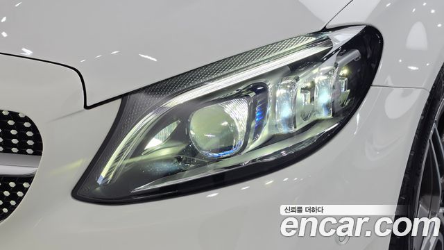 Mercedes-Benz C-Class (W205) C200 Cabriolet 2021 — фото 28