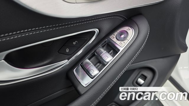 Mercedes-Benz C-Class (W205) C200 Cabriolet 2021 — фото 41